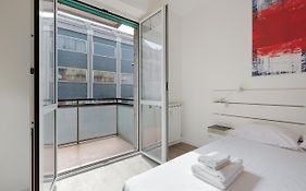 Cagnola Cozy Apartament With Balcony