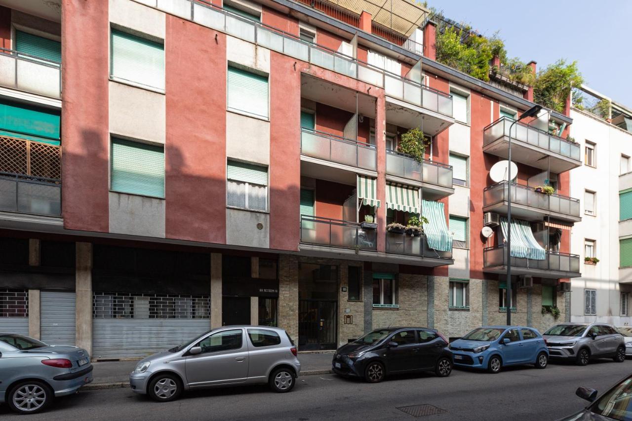 Cagnola Cozy Apartament With Balcony Milano Esterno foto