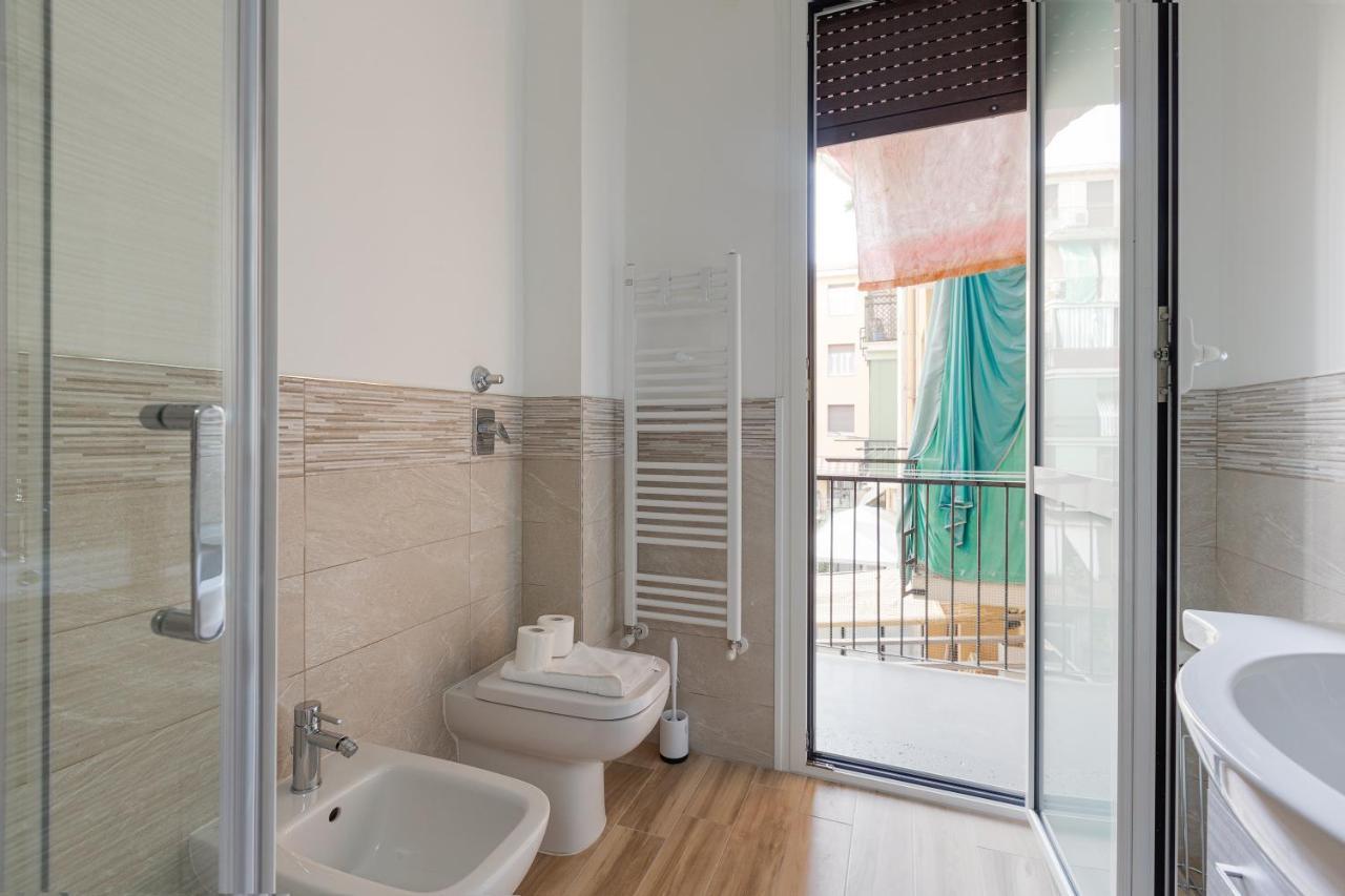 Cagnola Cozy Apartament With Balcony Milano Esterno foto